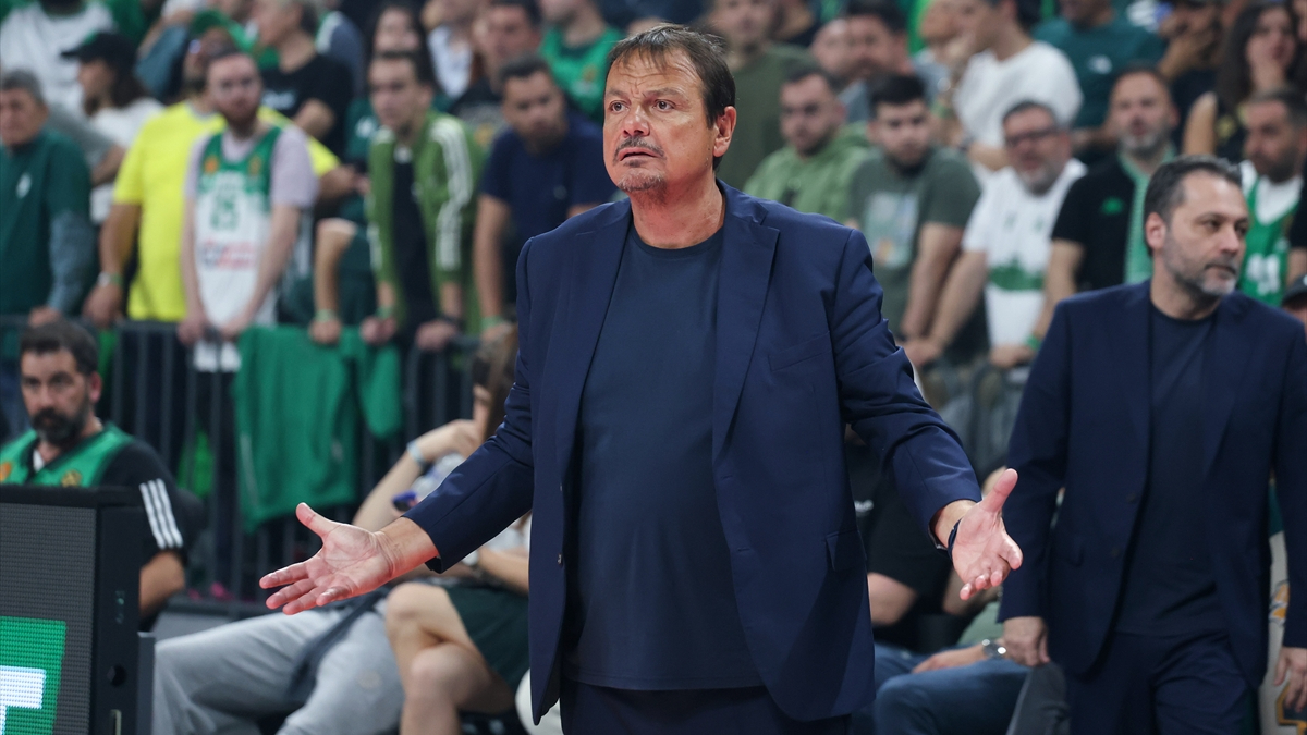 Ergin Ataman’dan Adem Bona sözleri